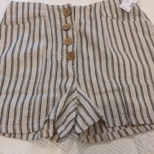 Maurice's linen shorts